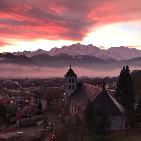 Un Chateau Face Au Mont-blanc Apartamento