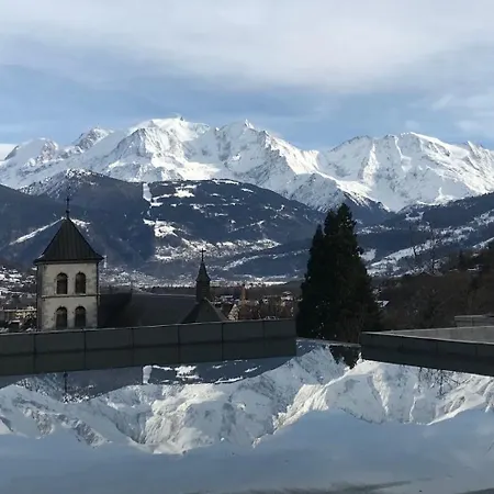 Un Chateau Face Au Mont-blanc * 살랑쉬