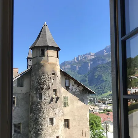 아파트 Un Chateau Face Au Mont-blanc 살랑쉬